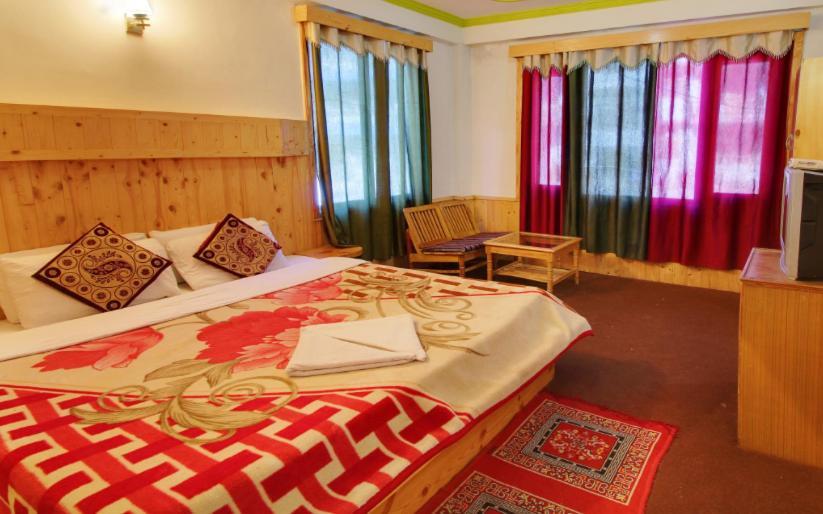 Hotel Hilltop Manali (Himachal Pradesh) Exterior photo